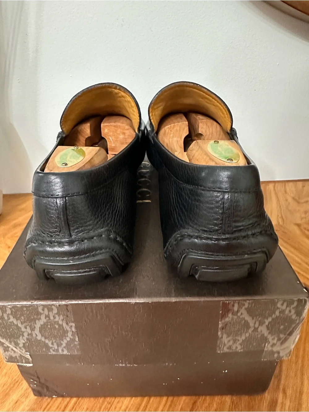 Gucci Men's Black Leather Slip On loafers SZ 10 UK/US 11 Classic Preppy GUC